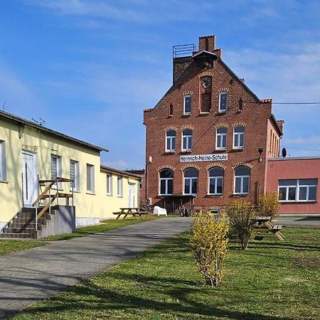 Gaestehaus Heinrich Heine Schule Bad Dürrenberg Exterior foto